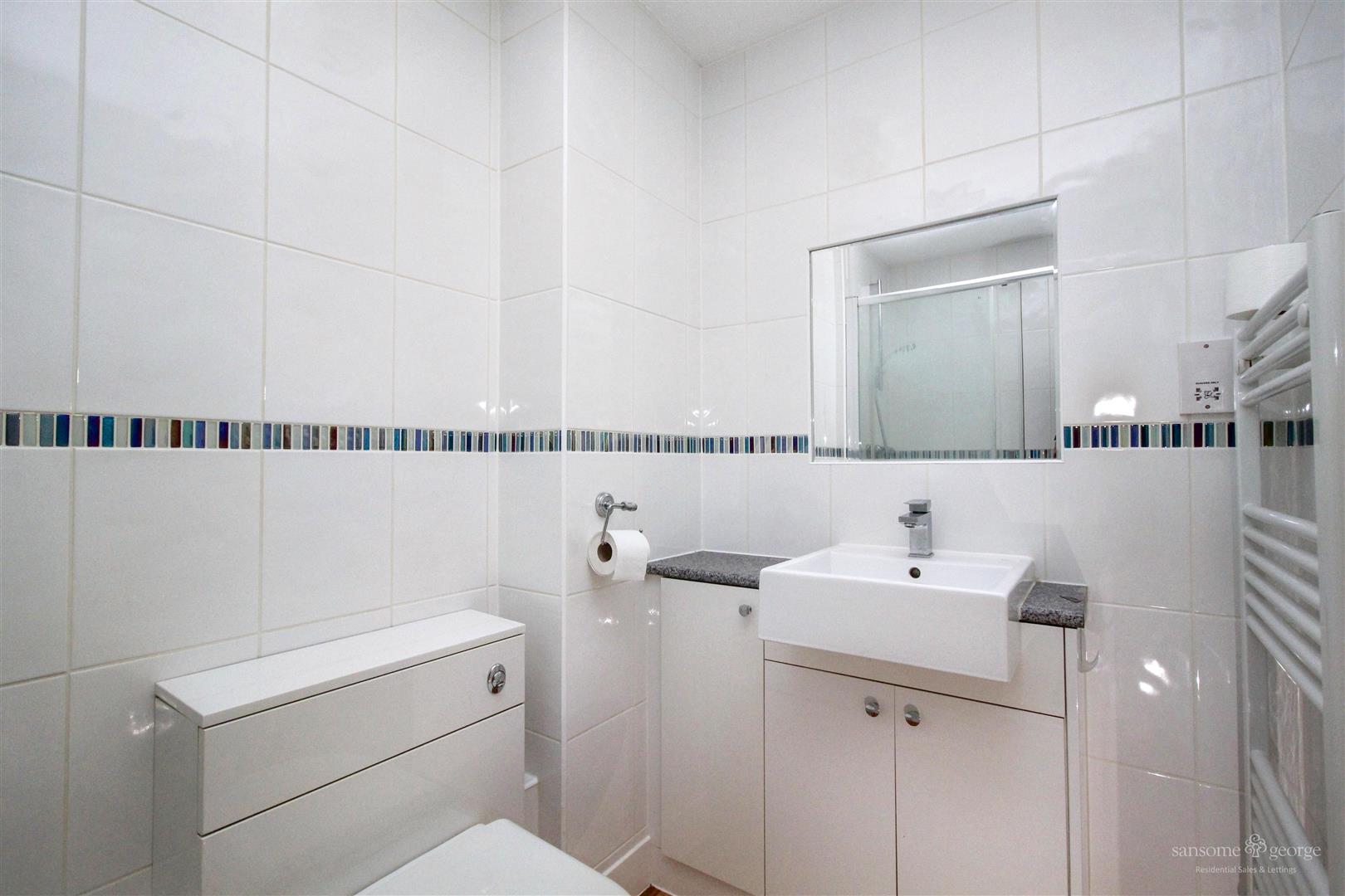 Ashmere Close, Calcot, Reading